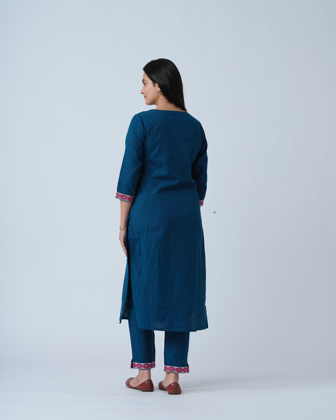 Blue embroidered Stright Kurta with Pant